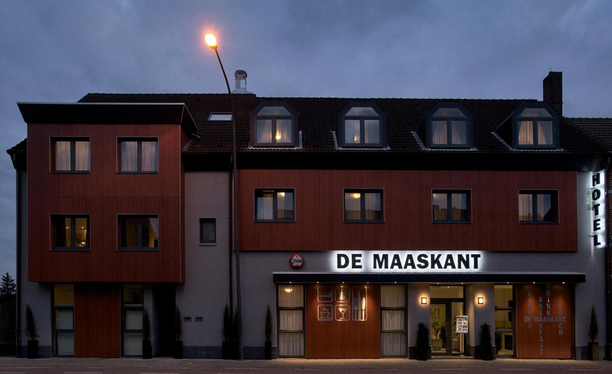 Hotel De Maaskant Maaseik Exteriör bild