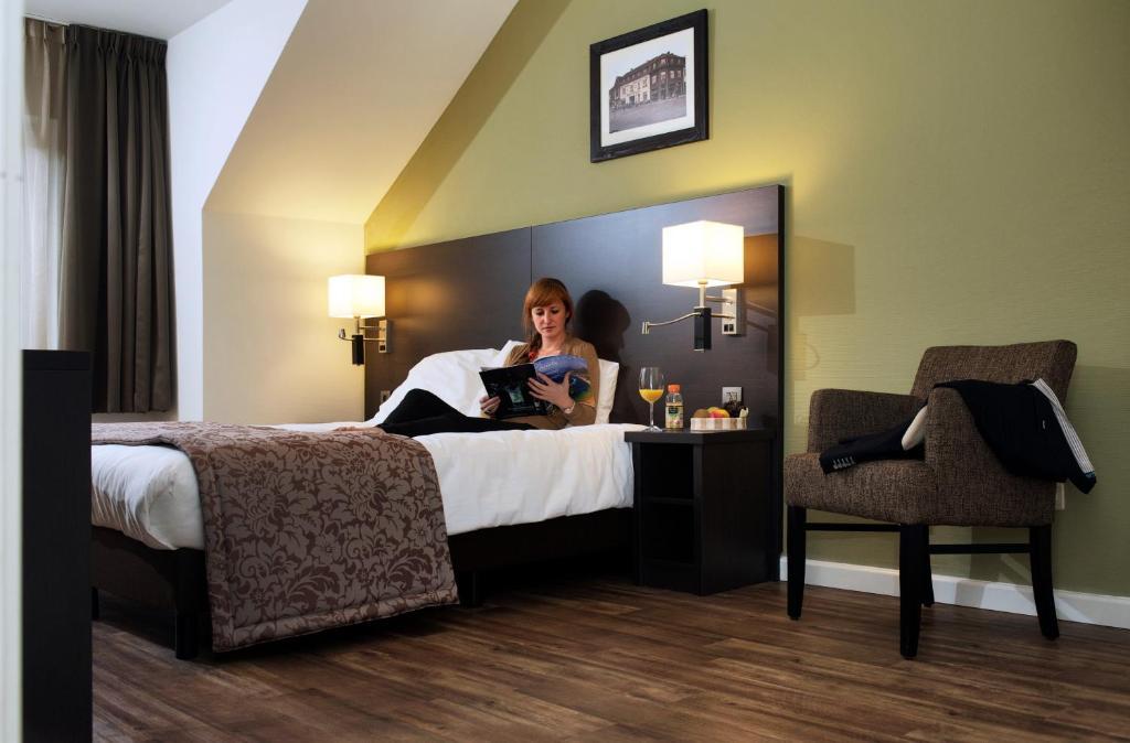 Hotel De Maaskant Maaseik Rum bild